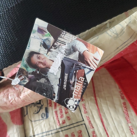 Upcycled messenger bag - Picture 5 of 5